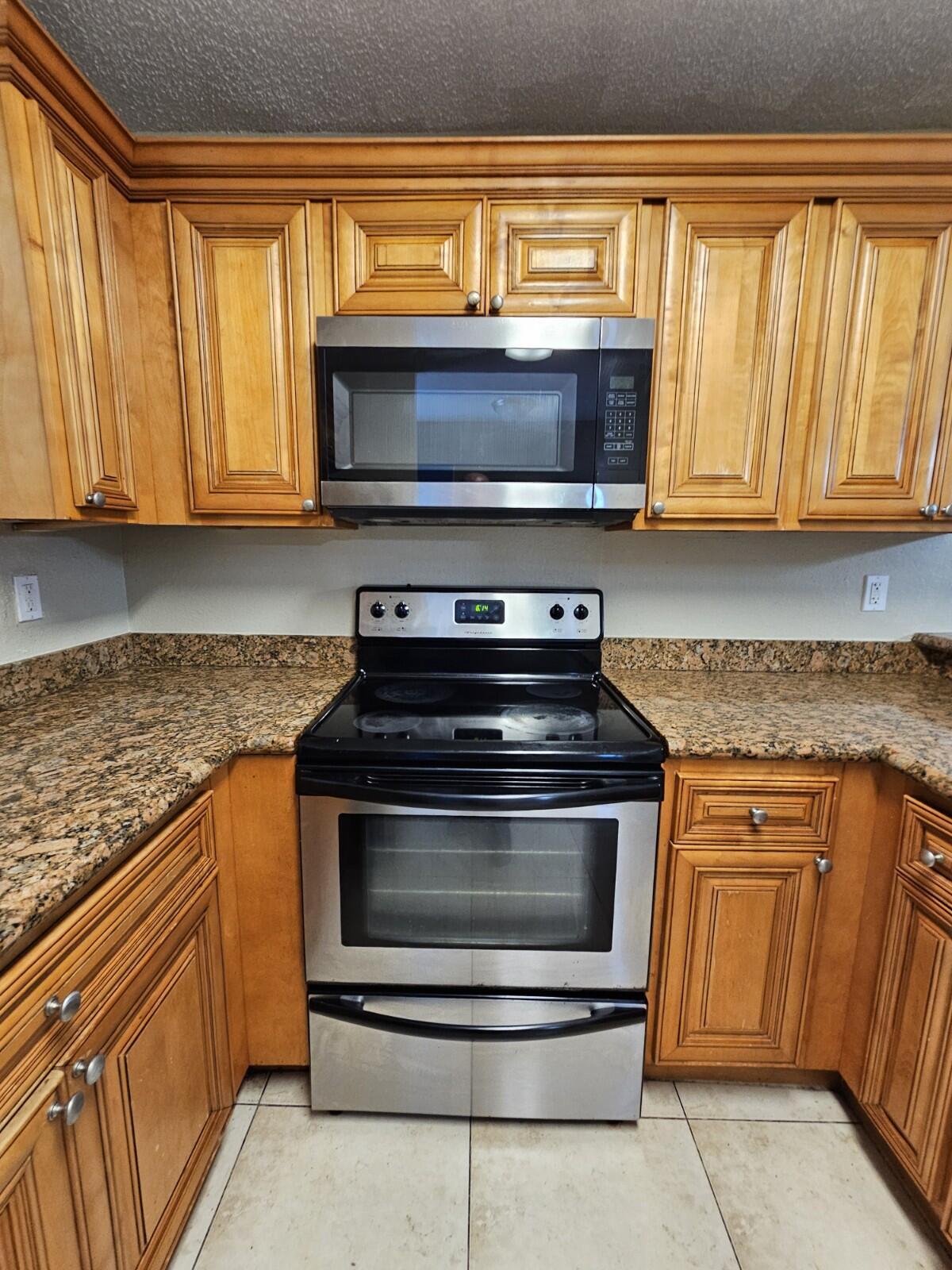 PALM BEACH PLACE CONDO - Residential Lease