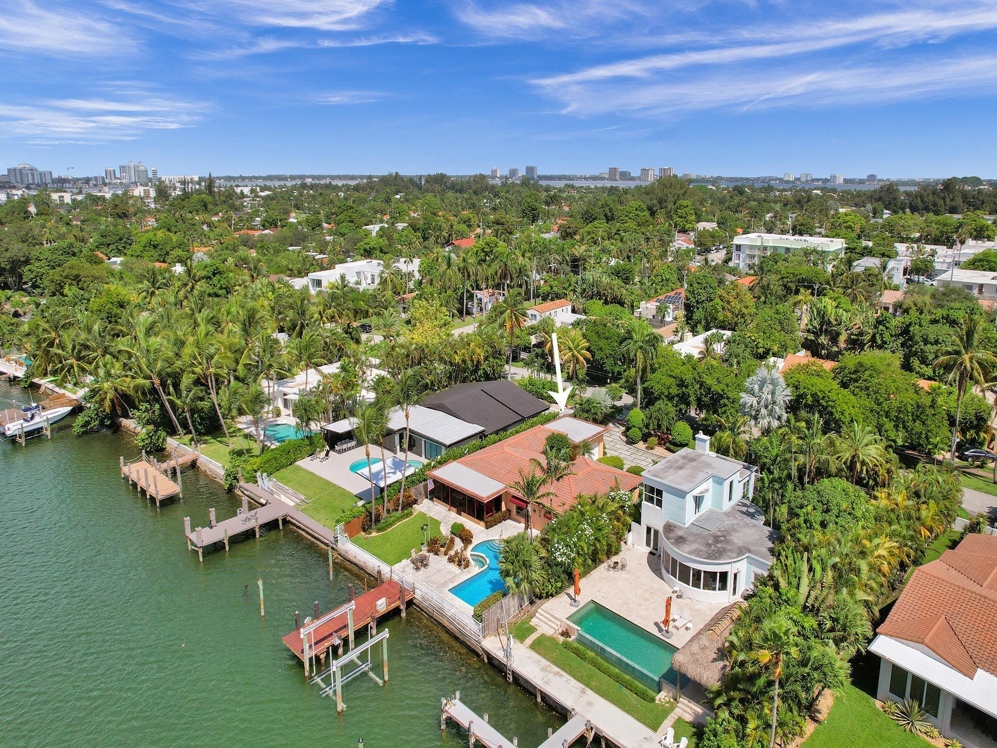 Ocean Side Sec Isle Norma - Residential