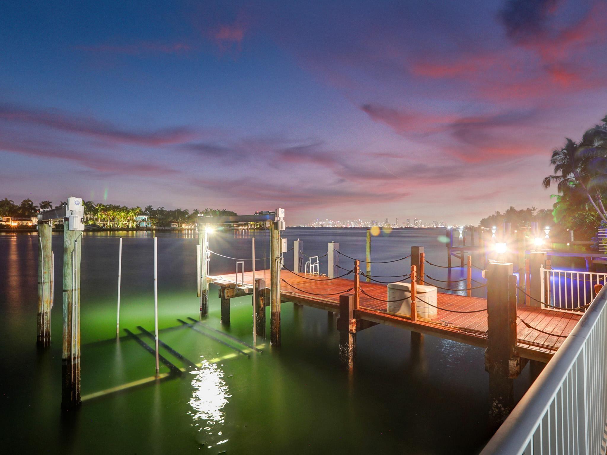 Ocean Side Sec Isle Norma - Residential