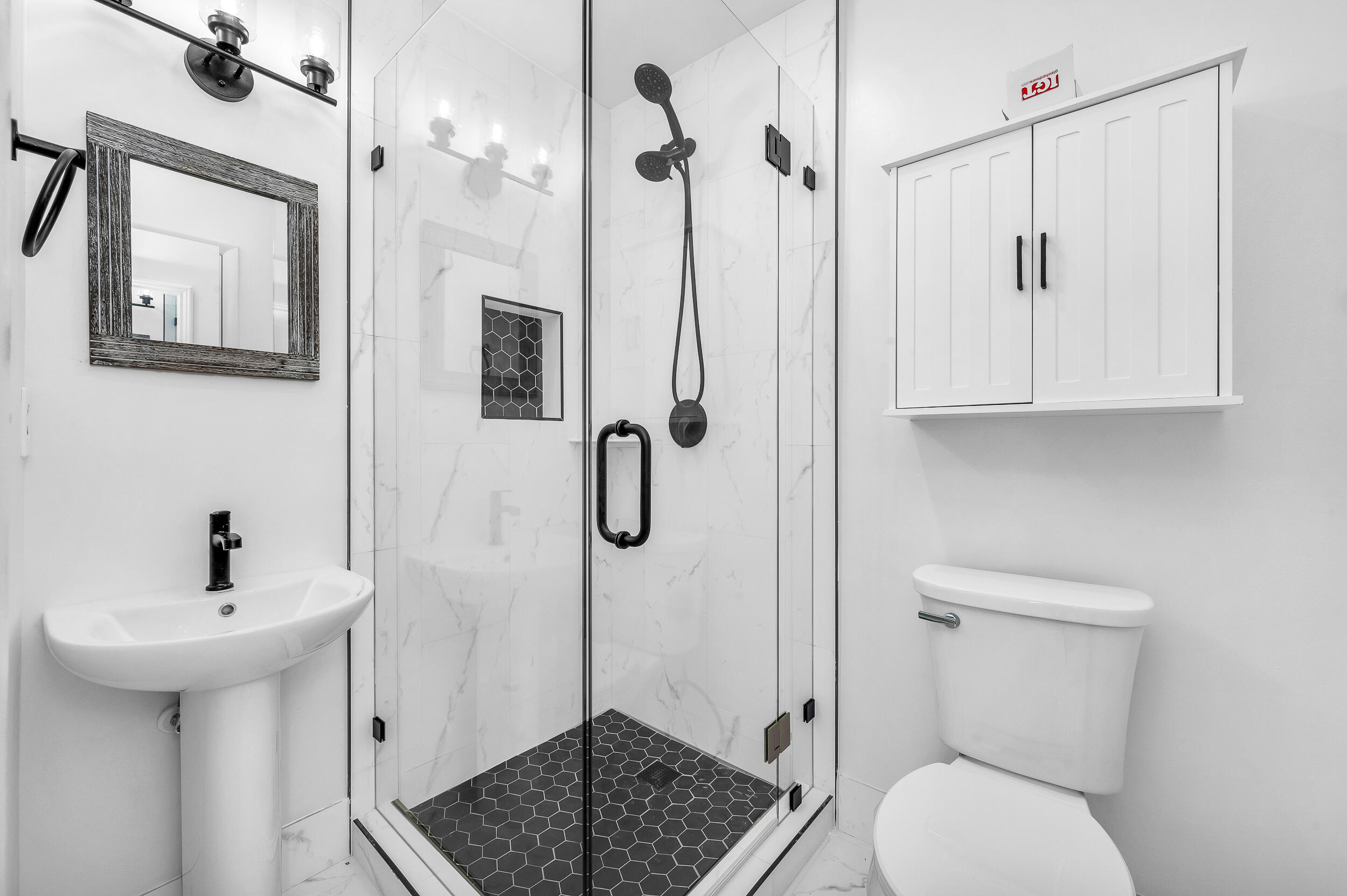 PALM GREENS AT VILLA DEL RAY CONDO II - Residential Lease