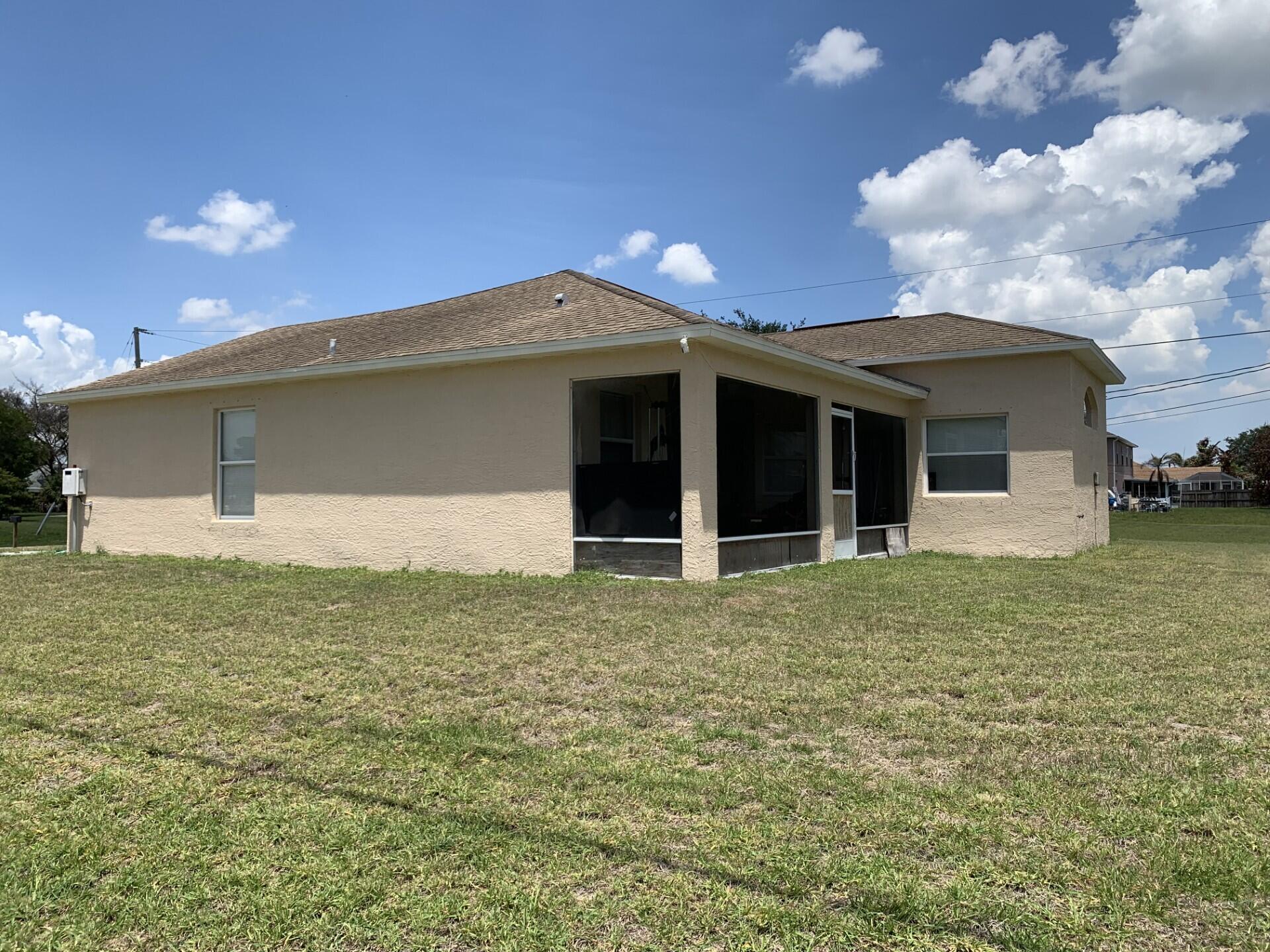 PORT ST LUCIE SECTION 9 - Residential