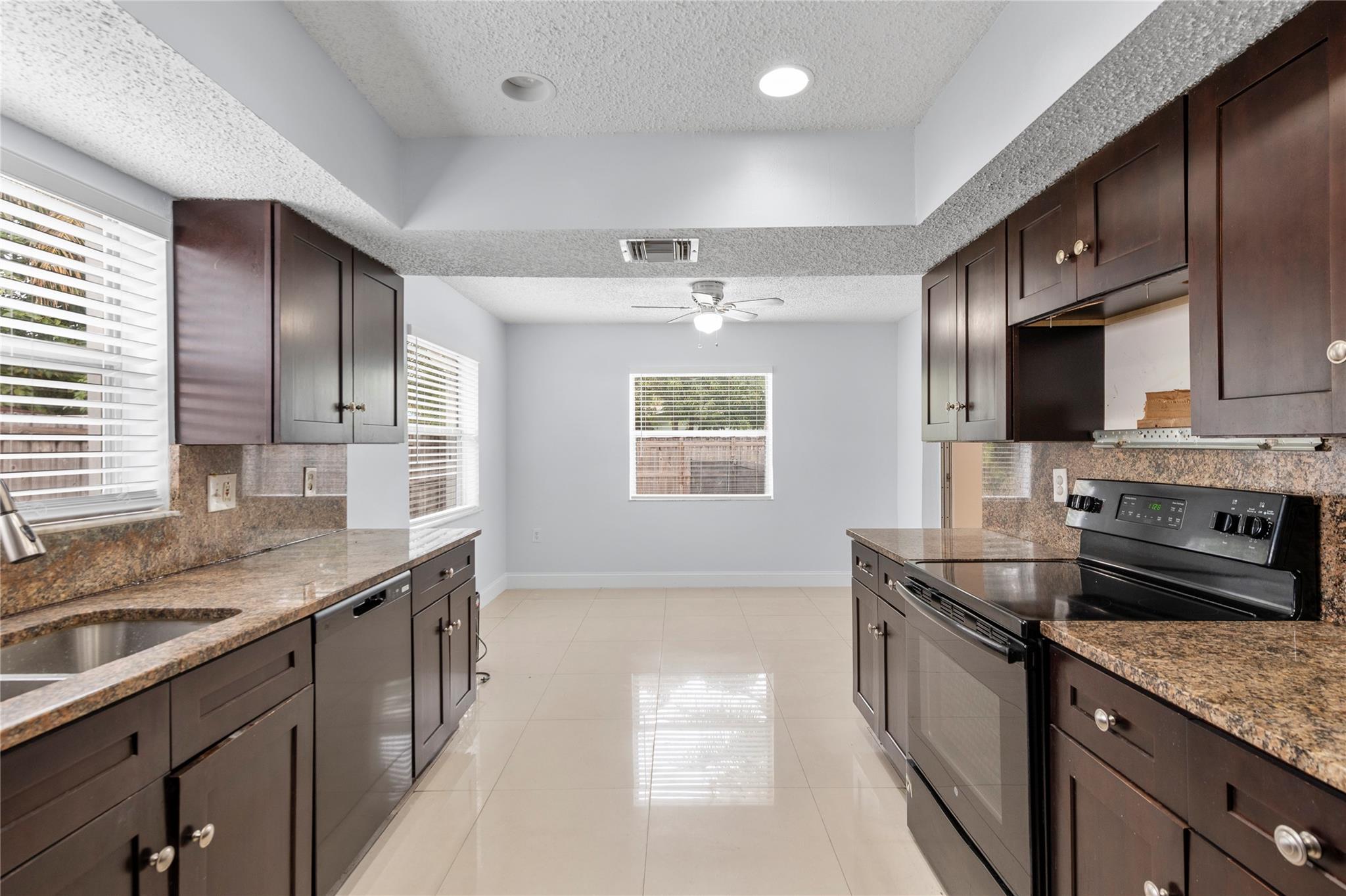 Kimberly Village Sec Thre - Residential Lease