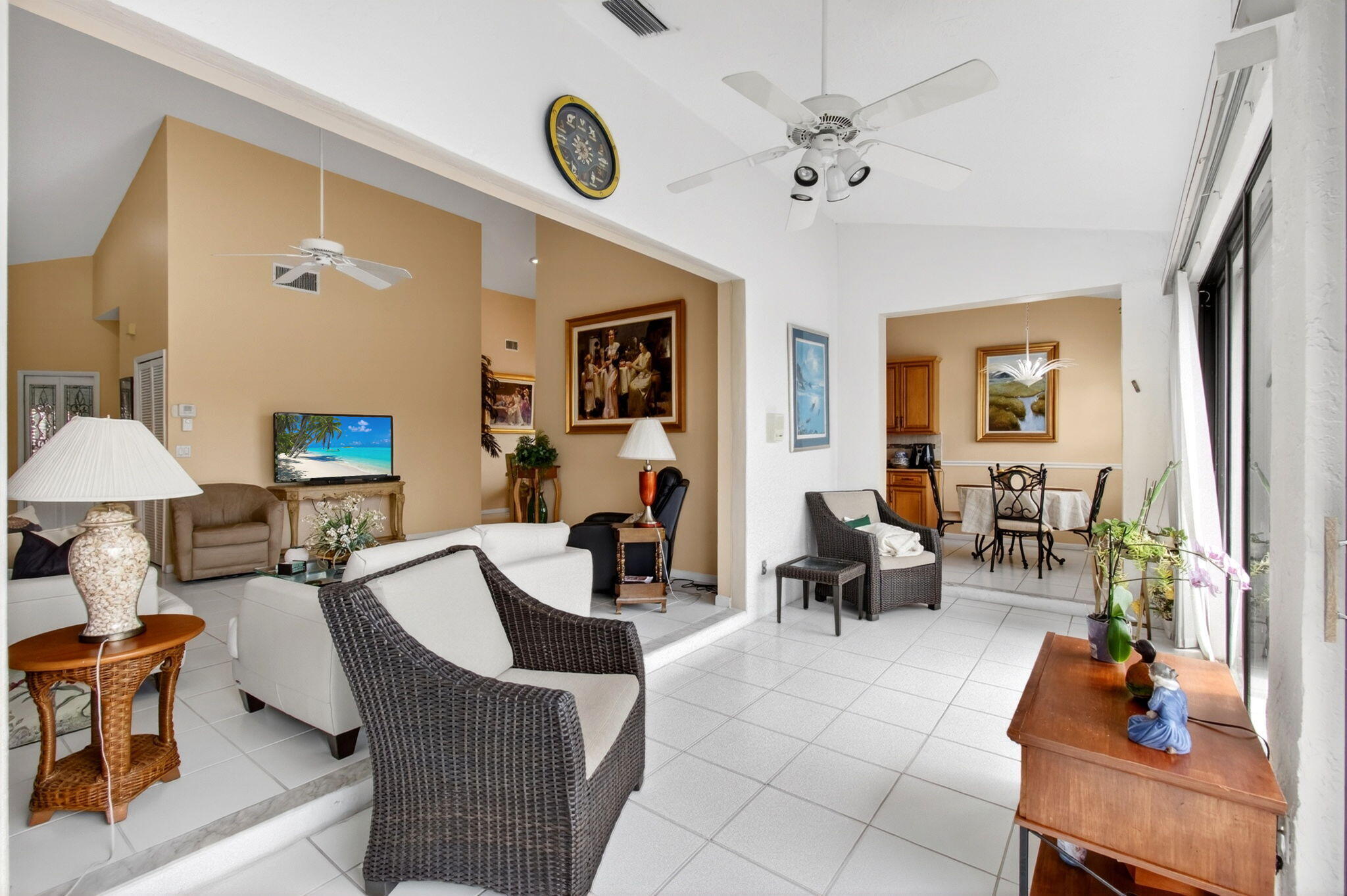 HARBOURS AT ABERDEEN CONDO - Residential