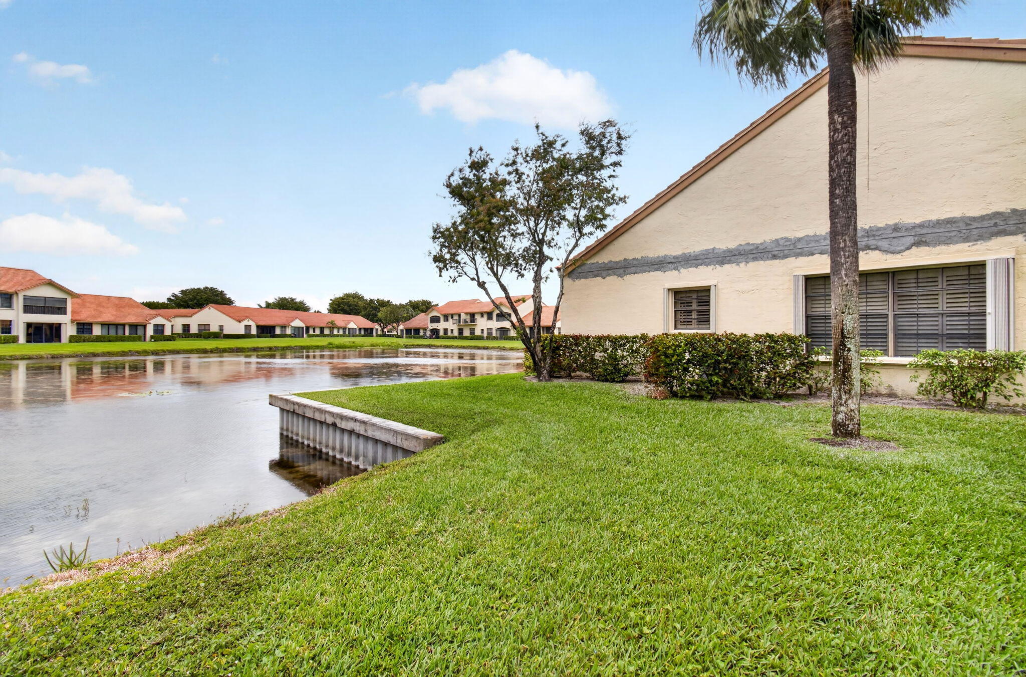 HARBOURS AT ABERDEEN CONDO - Residential