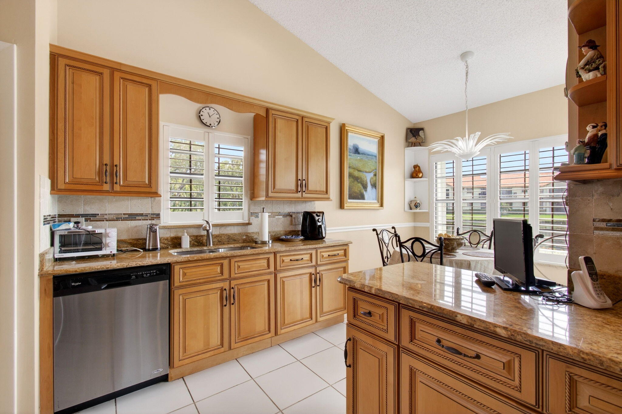 HARBOURS AT ABERDEEN CONDO - Residential