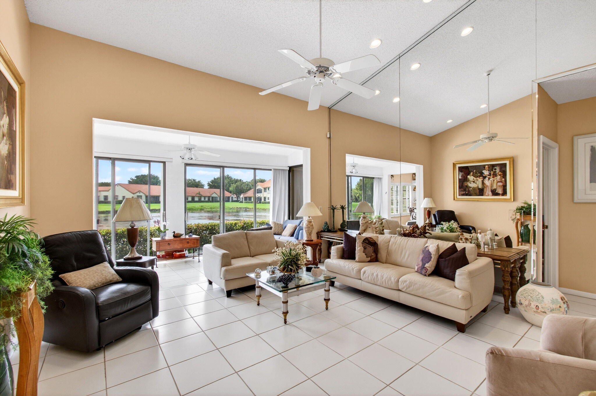 HARBOURS AT ABERDEEN CONDO - Residential