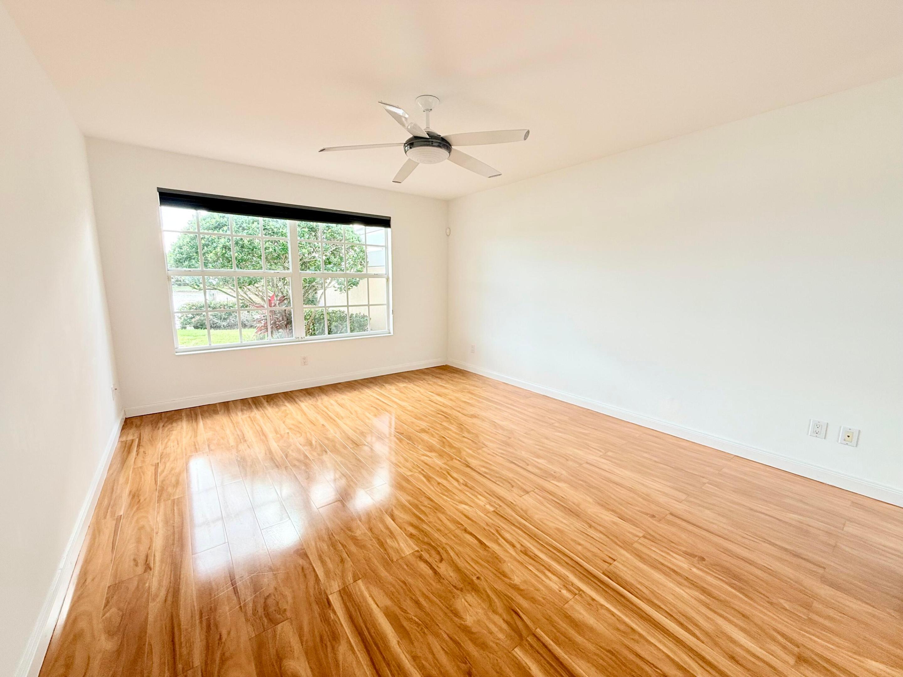 VILLAGEWALK OF WELLINGTON 3A - Residential Lease