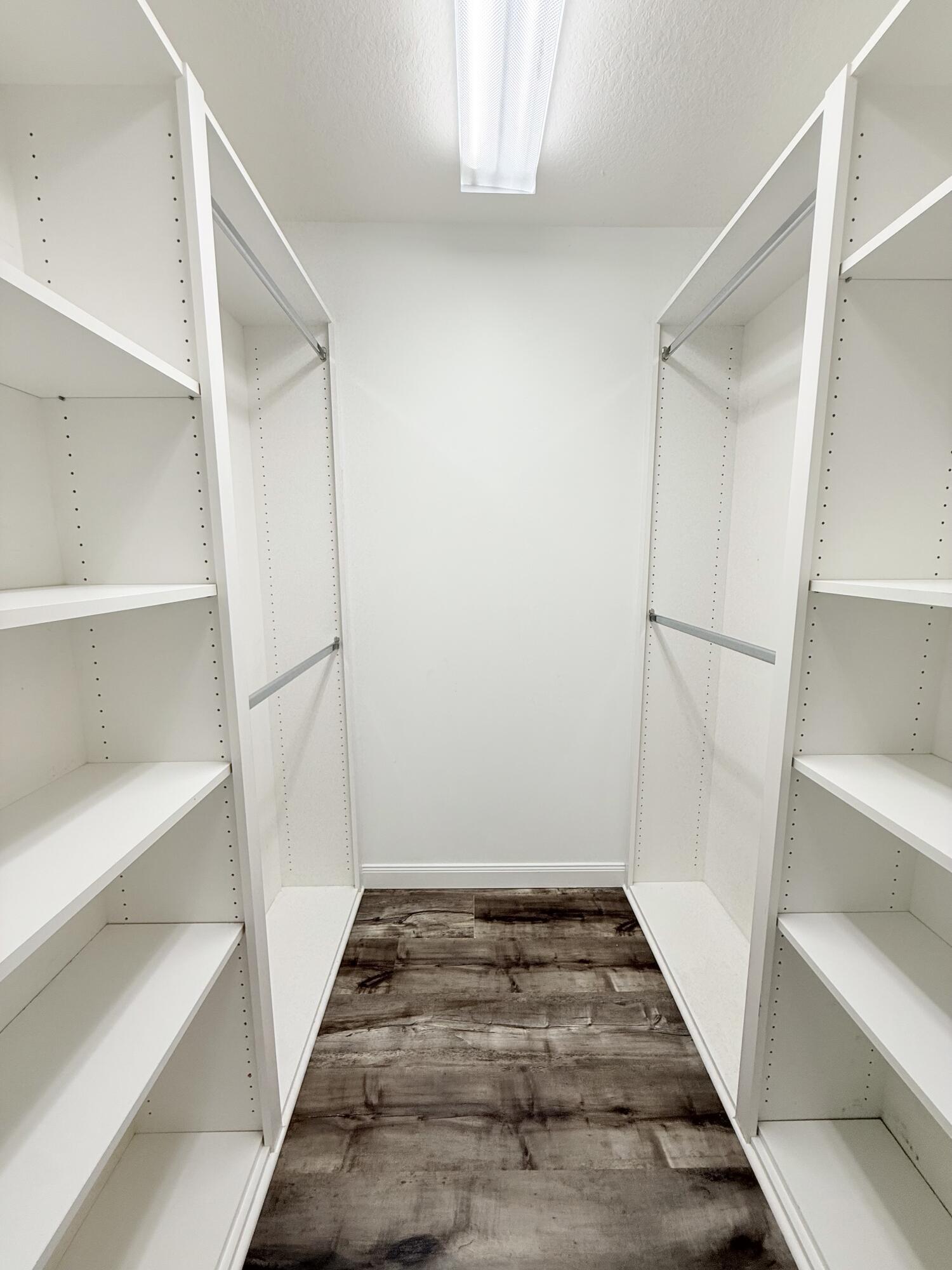 VILLAGEWALK OF WELLINGTON 3A - Residential Lease