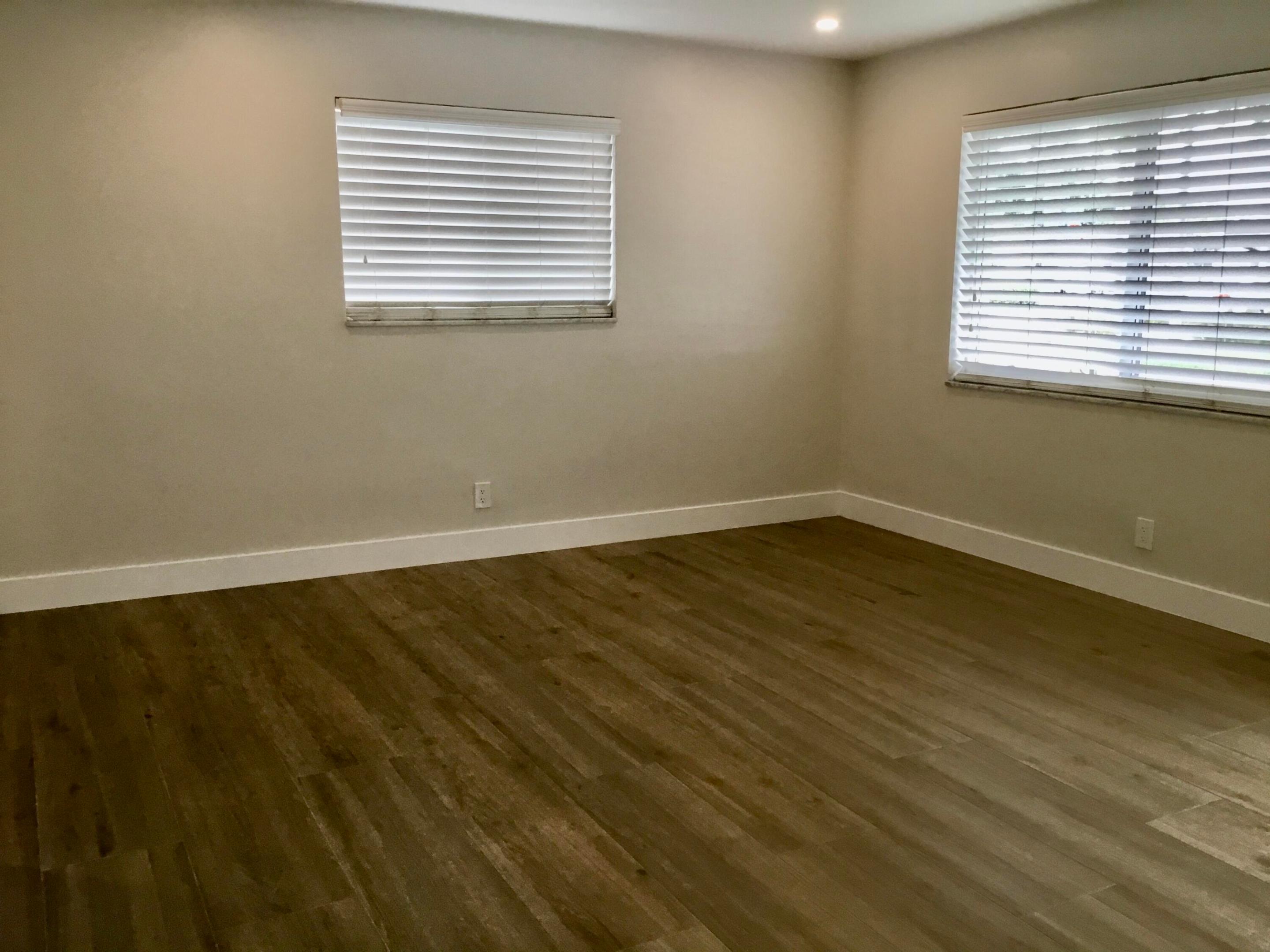 2622 NW 54th Street