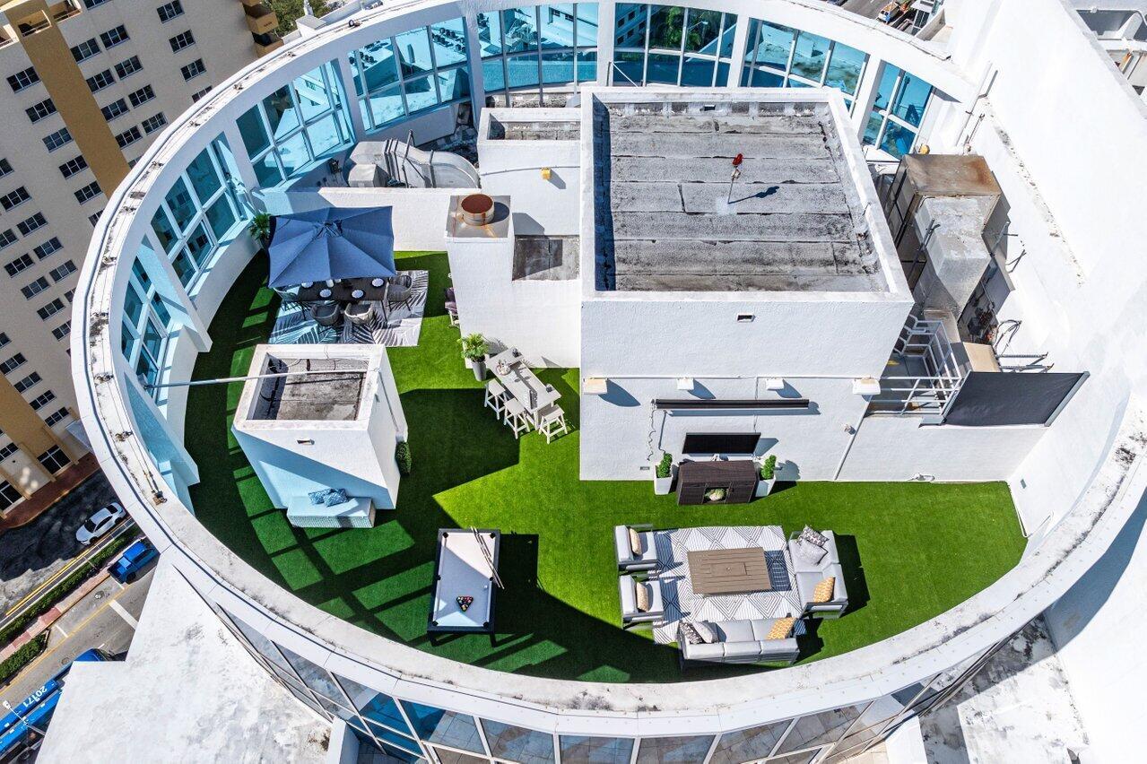 MOSAIC ON MIAMI BEACH CON - Residential