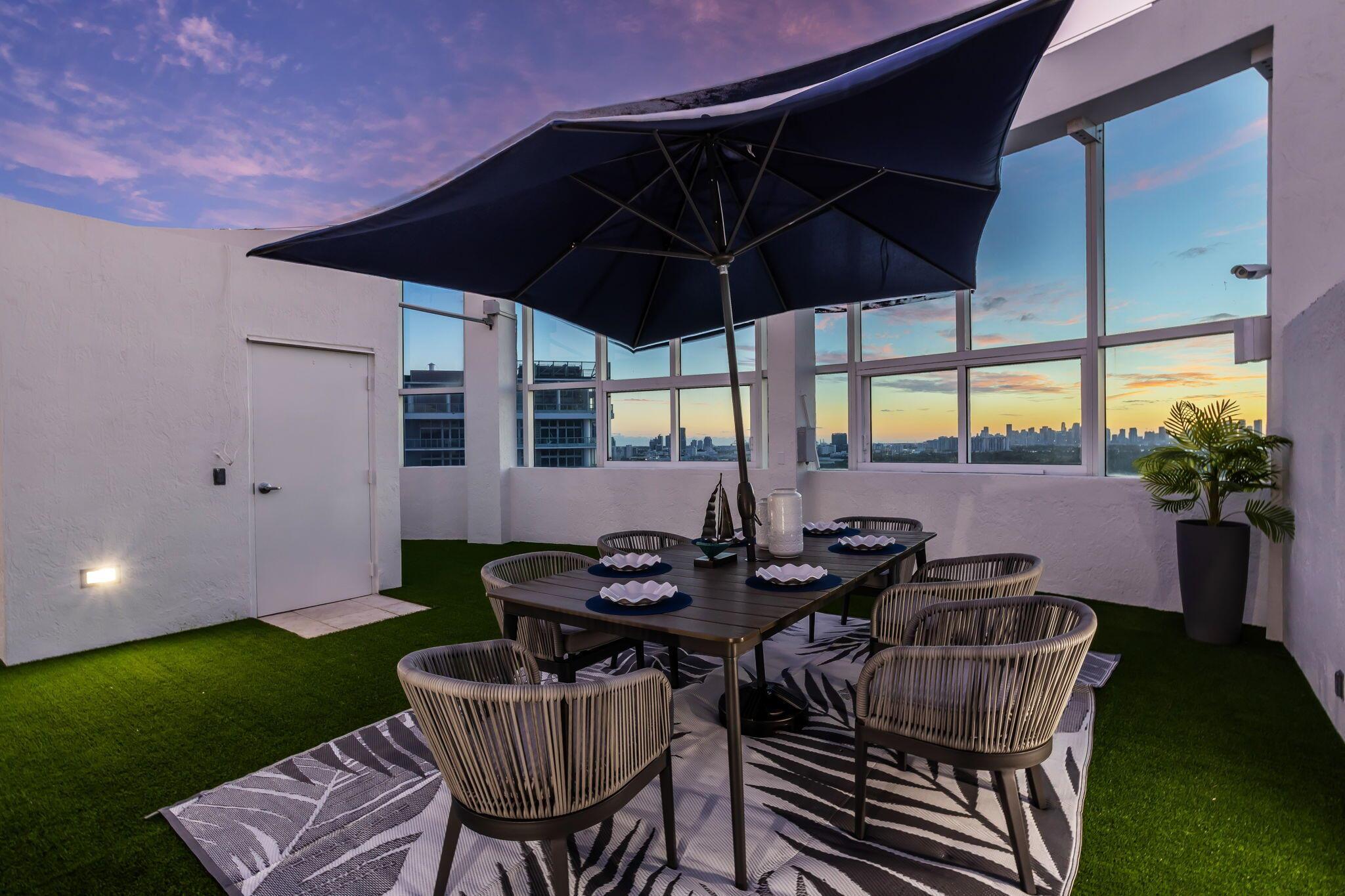 MOSAIC ON MIAMI BEACH CON - Residential