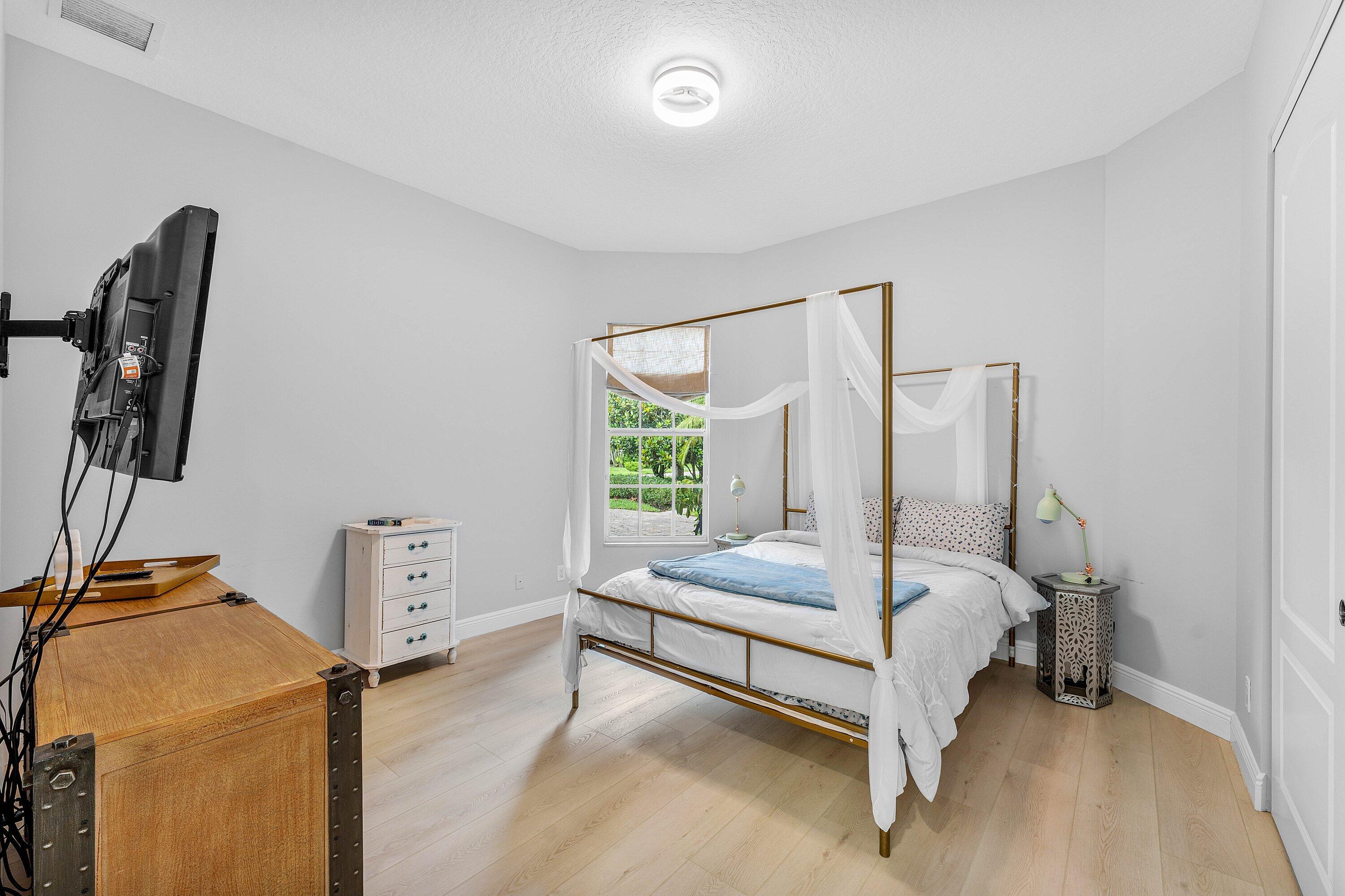 GOLF AND TENNIS VILLAGE PH 3 - Residential