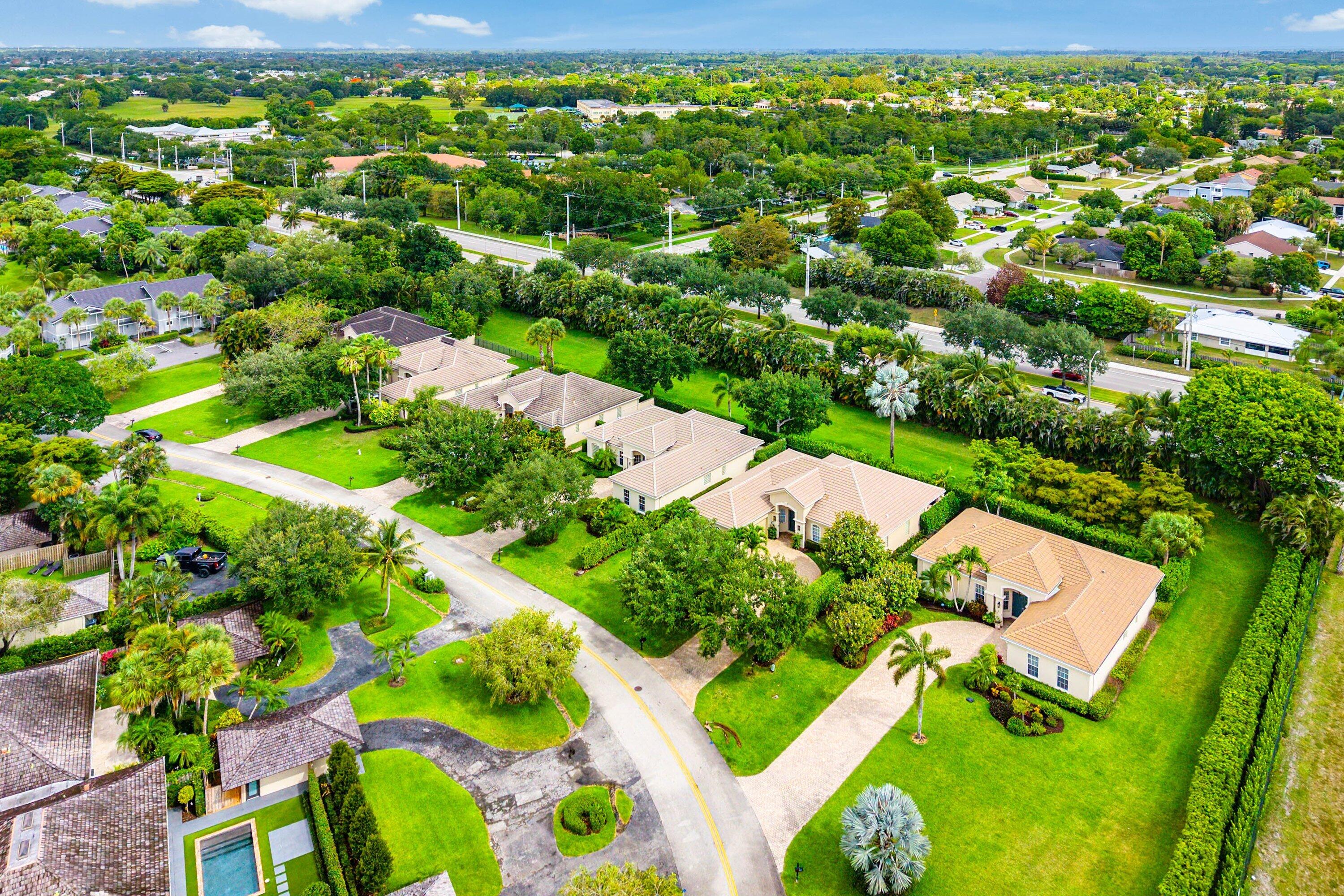GOLF AND TENNIS VILLAGE PH 3 - Residential