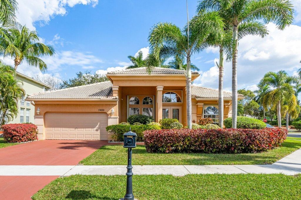 Photo of 7402 Greenville Circle, Lake Worth, FL 33467 (MLS # R10956658)
