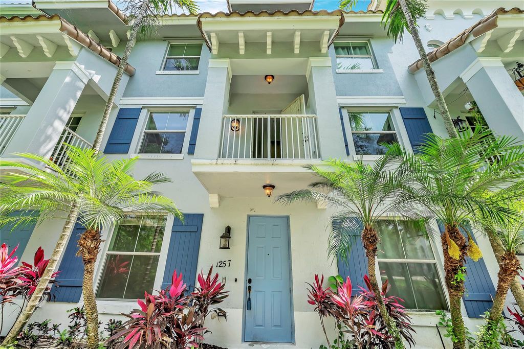 Photo of 1257 Via Panzani #1257, Boynton Beach, FL 33426 (MLS # F10506765)