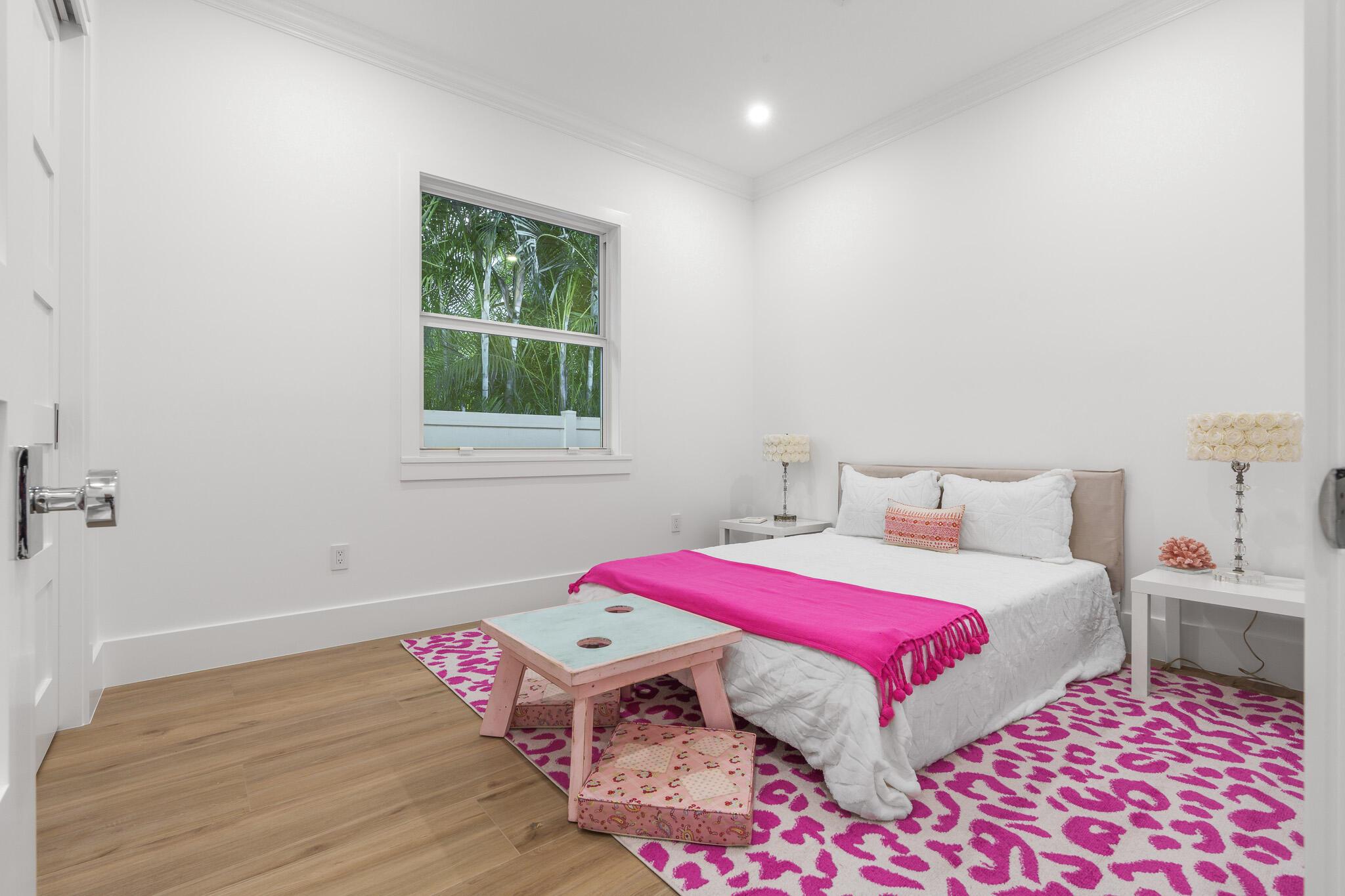 CHAPEL HILL - Residential