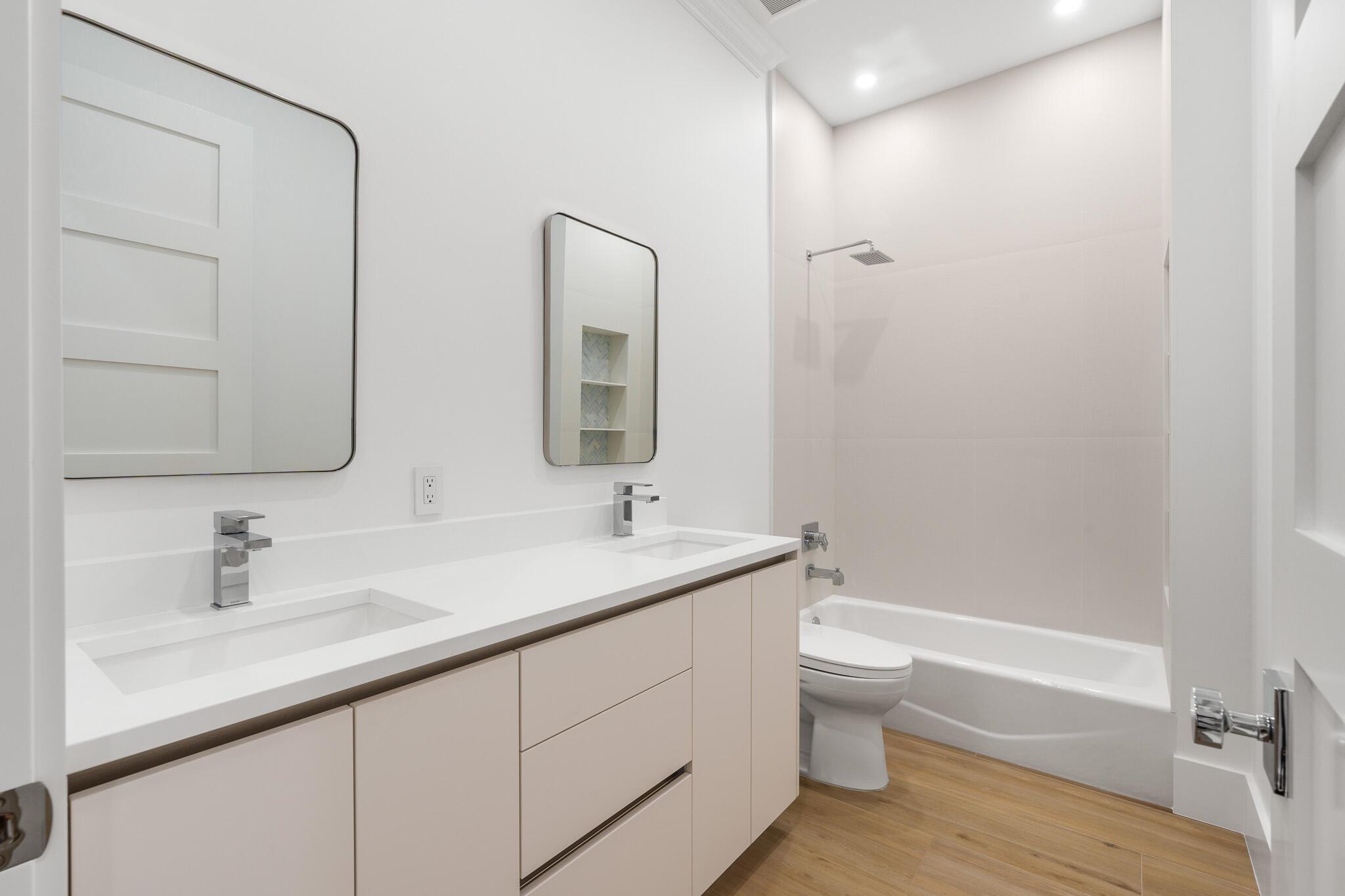 CHAPEL HILL - Residential