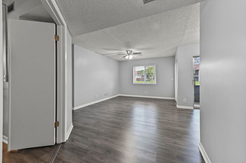 Photo of 6500 Chasewood Drive #A, Jupiter, FL 33458 (MLS # B26009350)