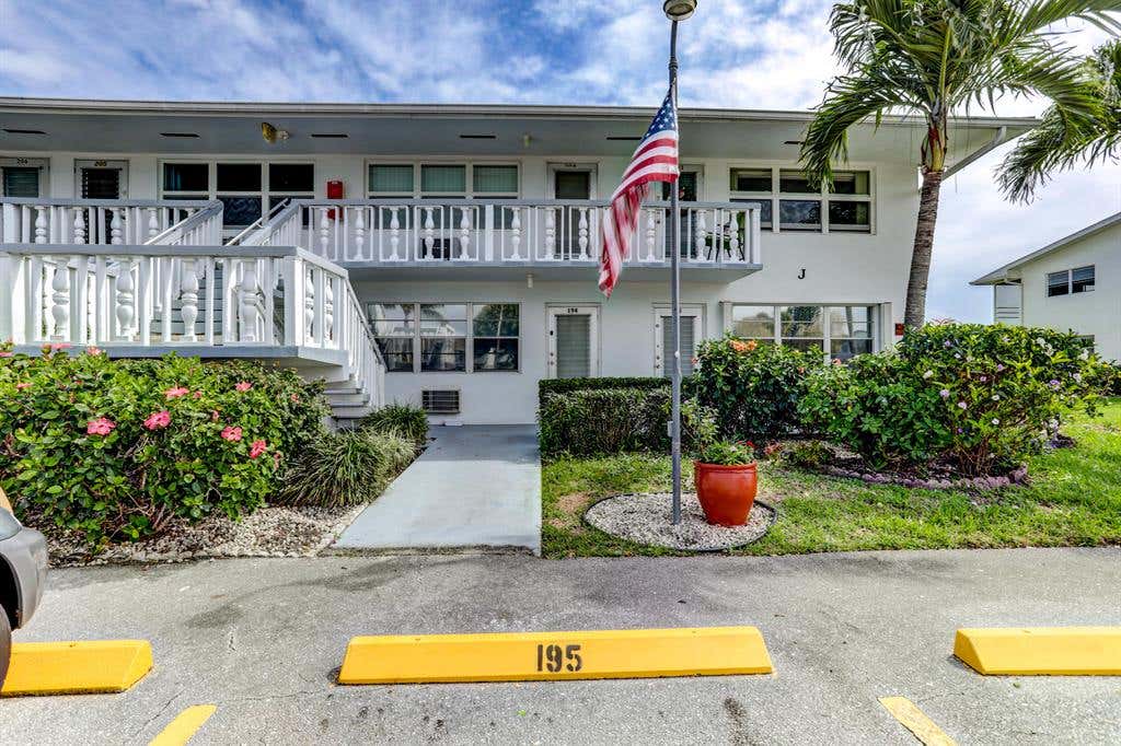 Photo of 204 Berkshire J #204, West Palm Beach, FL 33417 (MLS # R10695069)