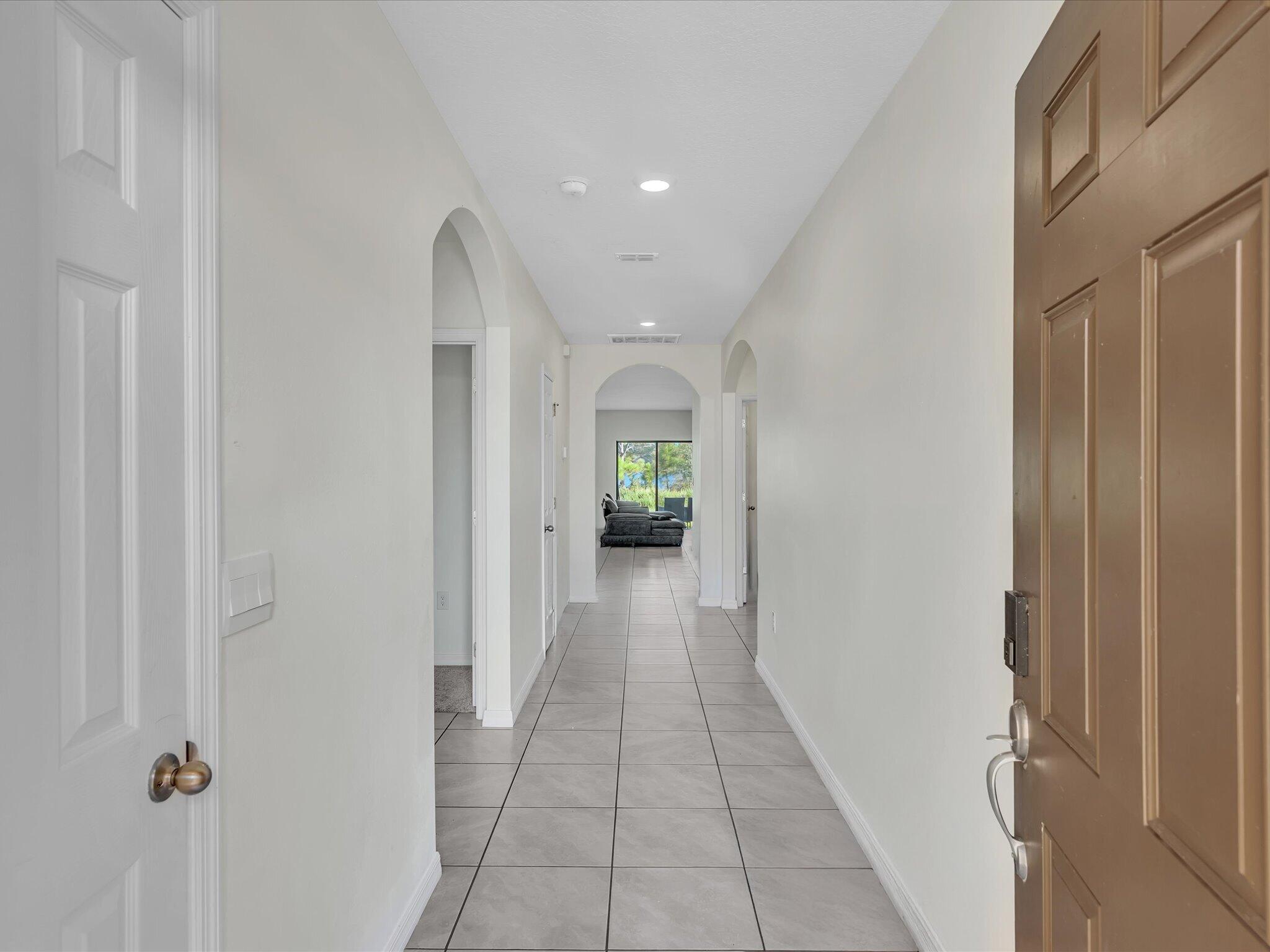 2173 FARMHOUSE Road SE