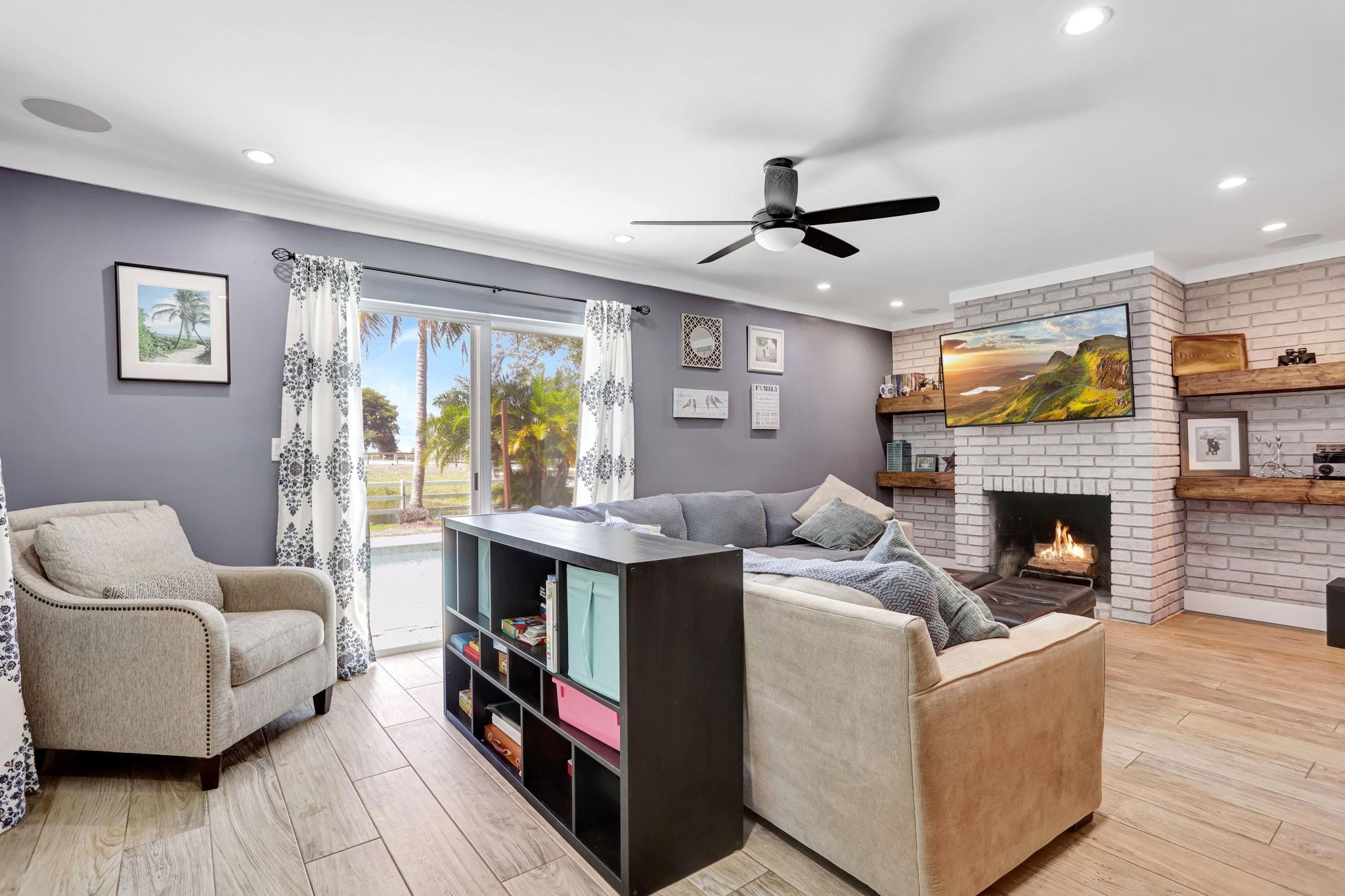 Florida Fruit Lands - Residential