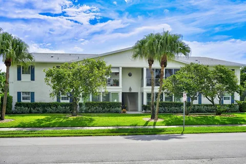 315 Venetian Drive Unit 4, Delray Beach, FL MLS: R10969866
