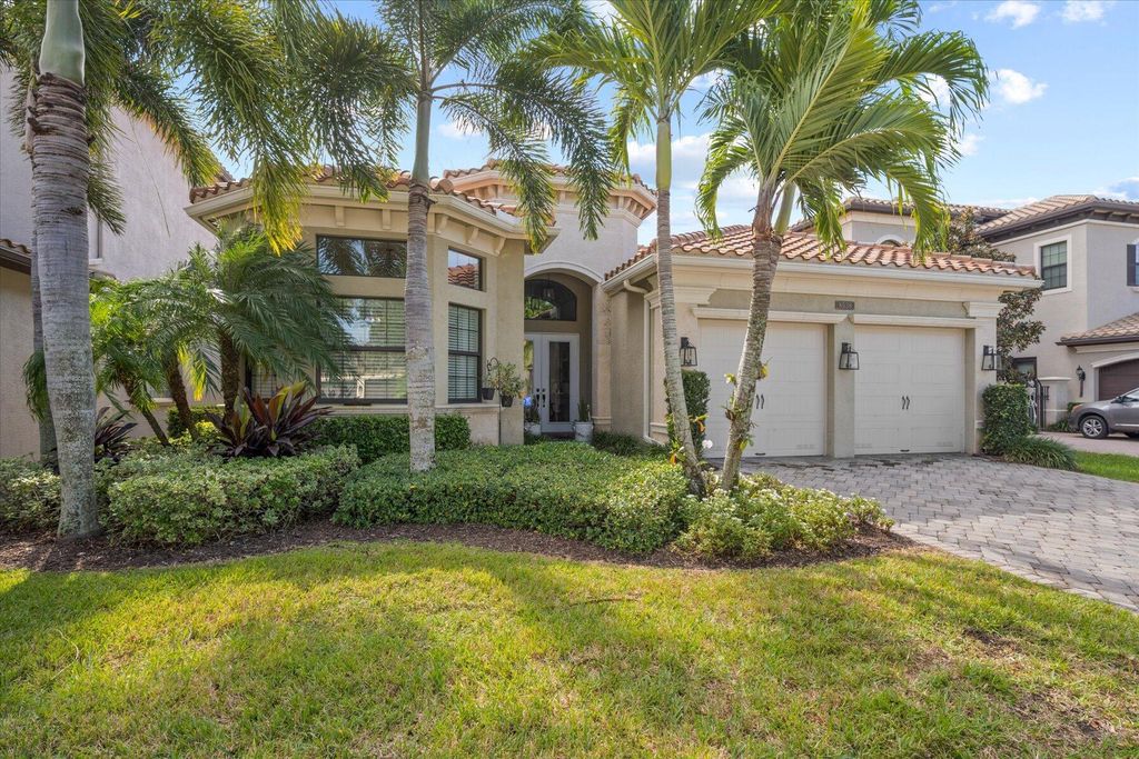 Photo of 8538 Lewis River Road, Delray Beach, FL 33446 (MLS # R10933656)