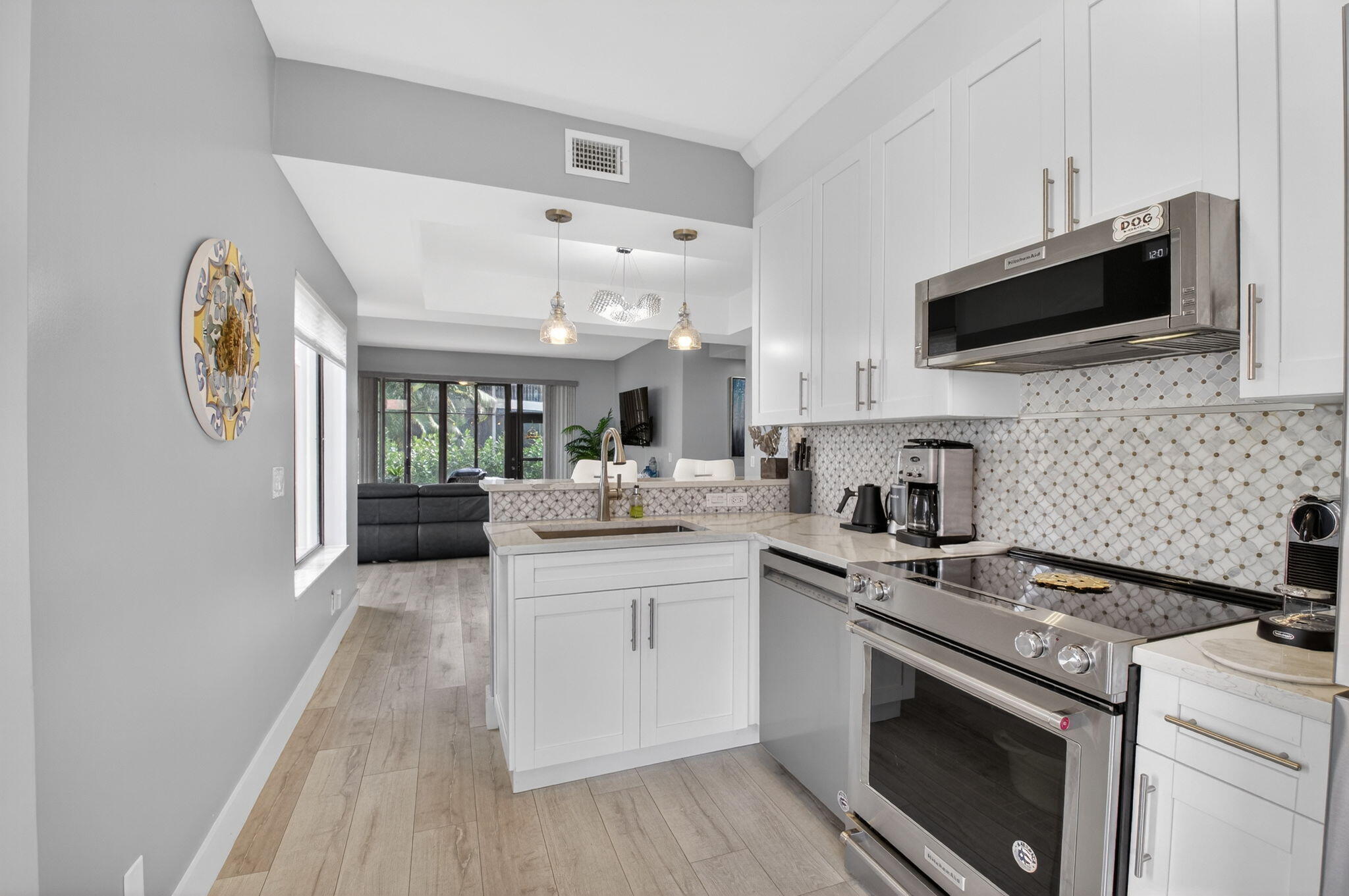 LEXINGTON CLUB VILLAS CONDO - Residential