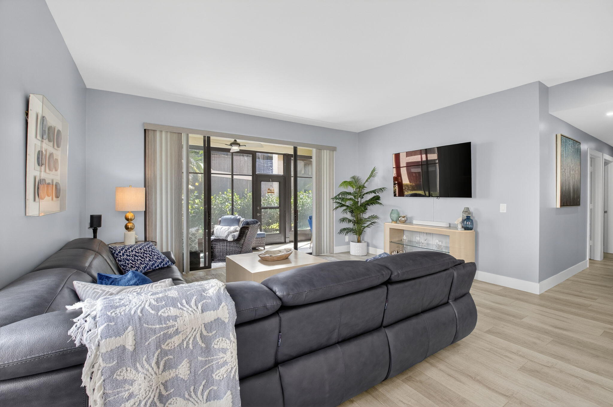 LEXINGTON CLUB VILLAS CONDO - Residential