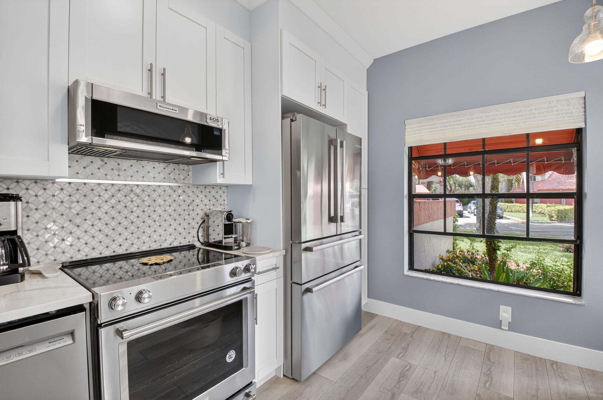 LEXINGTON CLUB VILLAS CONDO - Residential