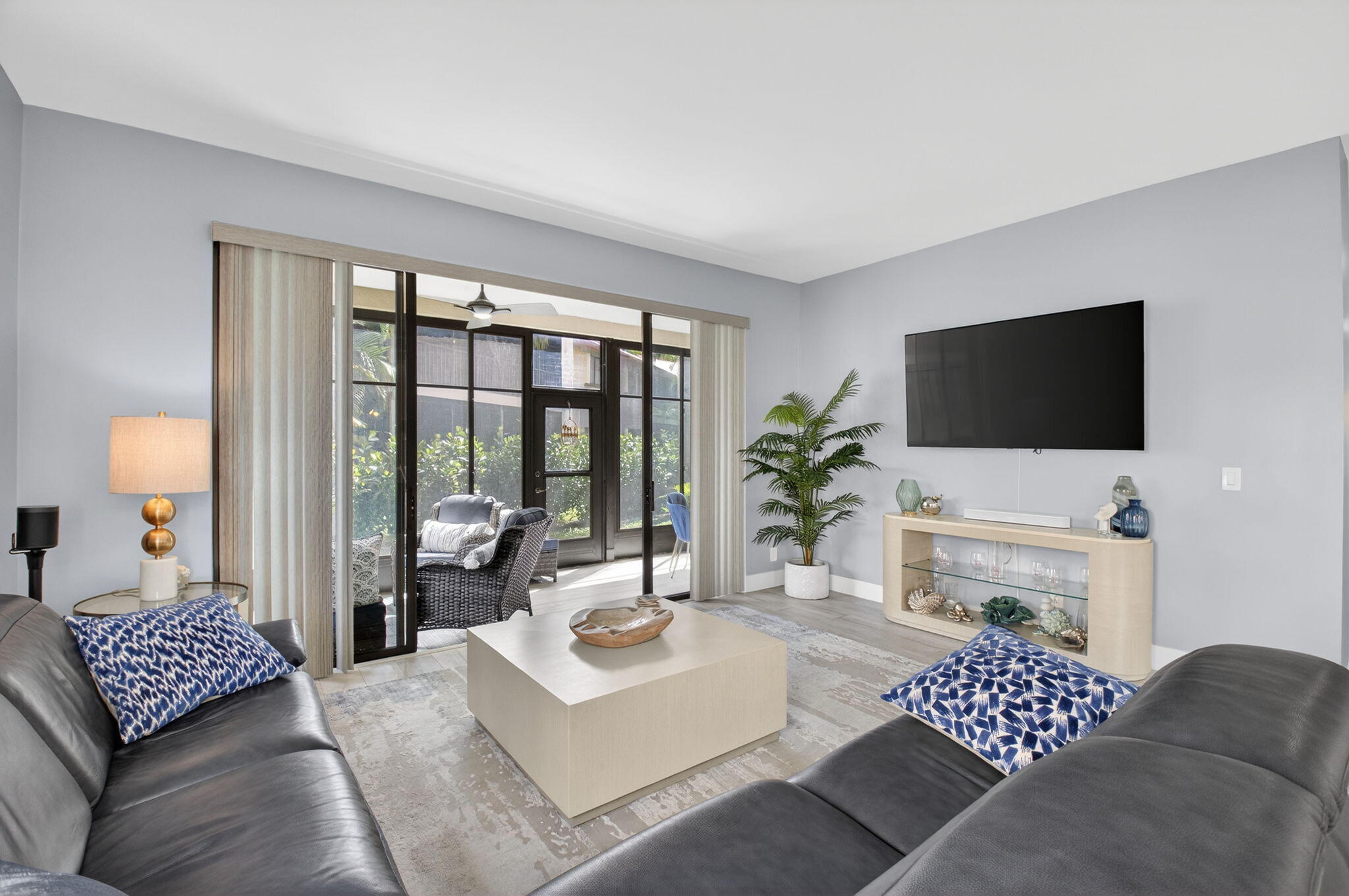 LEXINGTON CLUB VILLAS CONDO - Residential