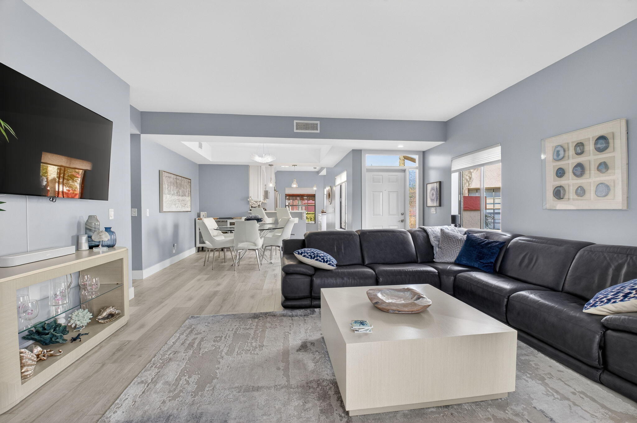 LEXINGTON CLUB VILLAS CONDO - Residential