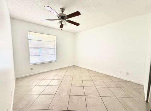 Tiny photo for 9935 Pineapple Tree Drive #Apt 208, Boynton Beach, FL 33436 (MLS # B26034840)