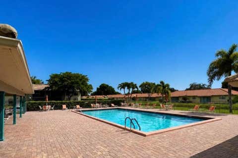 Tiny photo for 9935 Pineapple Tree Drive #Apt 208, Boynton Beach, FL 33436 (MLS # B26034840)