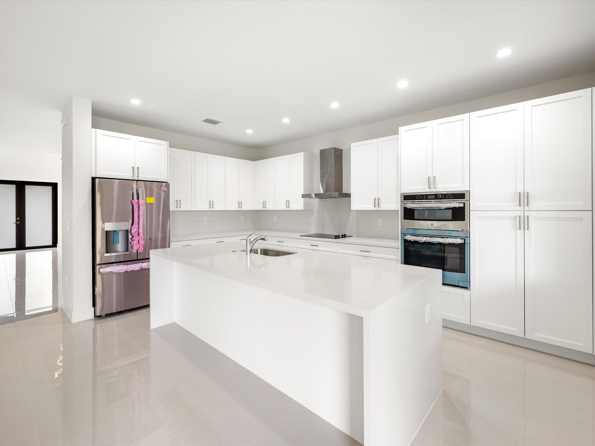 FLAGLER WATERWAY ESTS - Residential