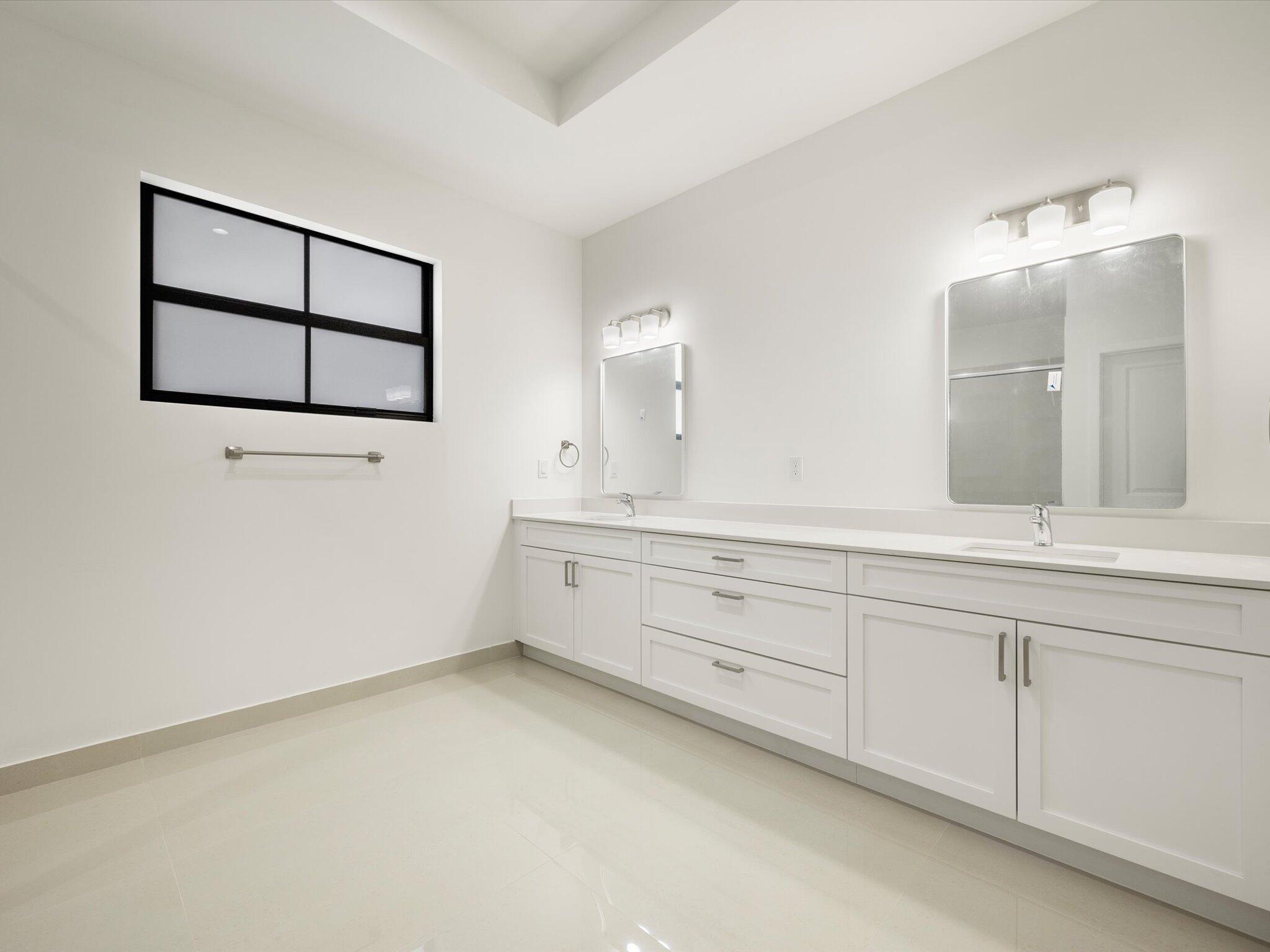 FLAGLER WATERWAY ESTS - Residential