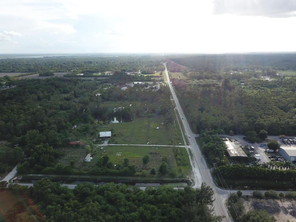 LOXAHATCHEE GROVES - Land