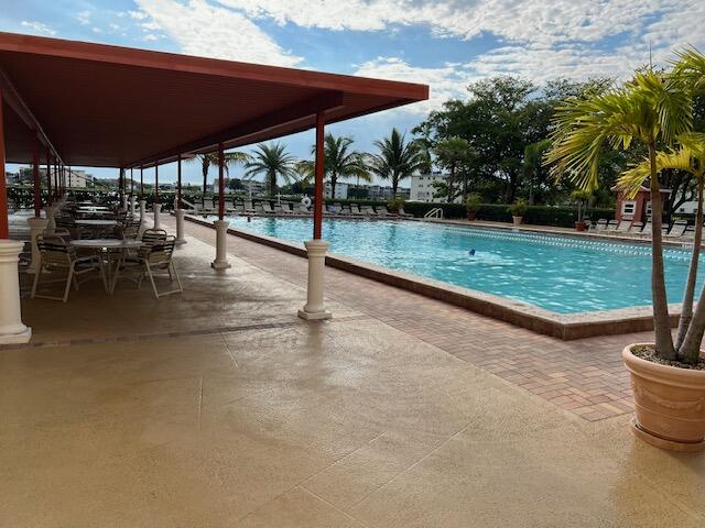 DORSET AT CENTURY VILLAGE CONDO - Residential