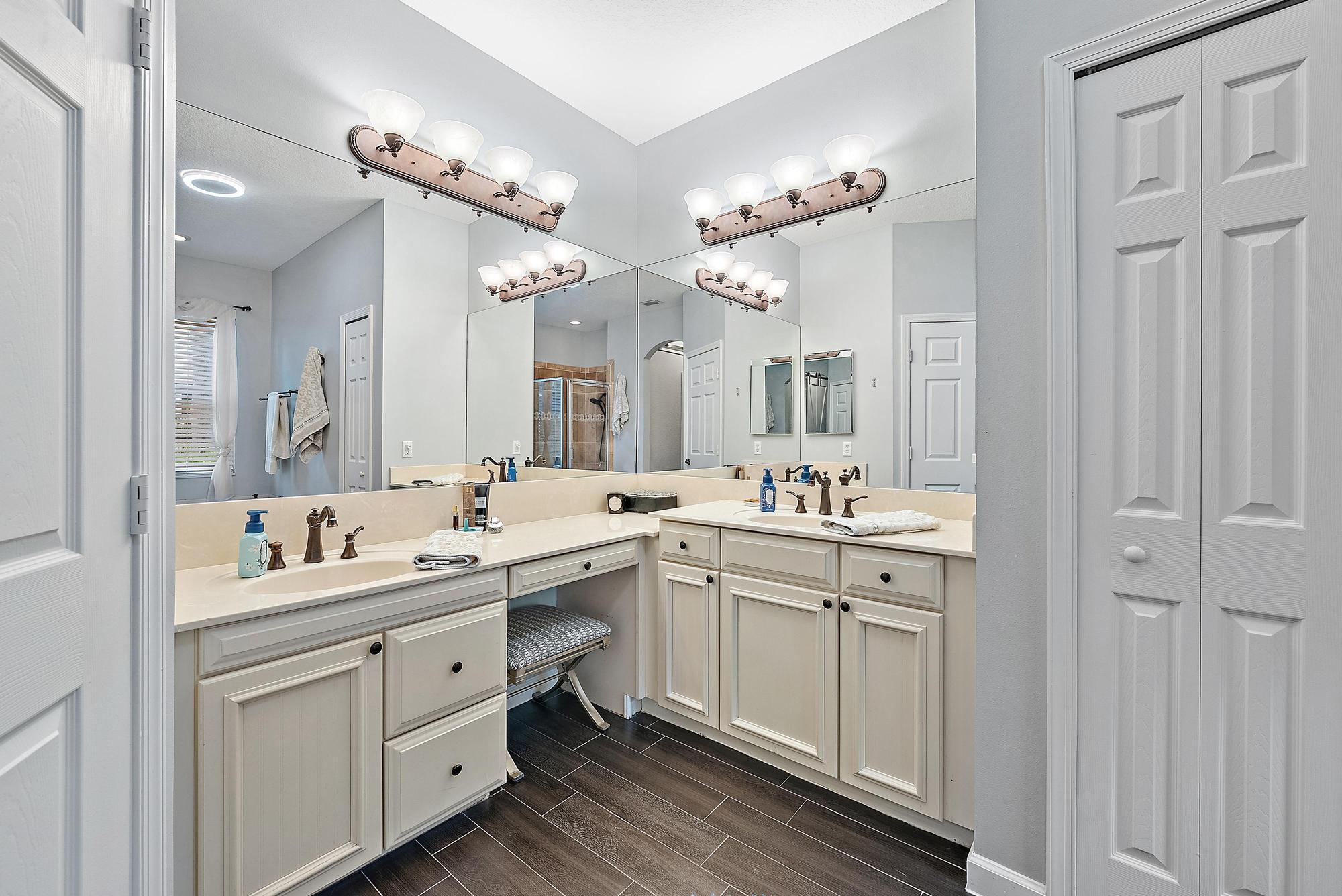 The Oaks - Residential