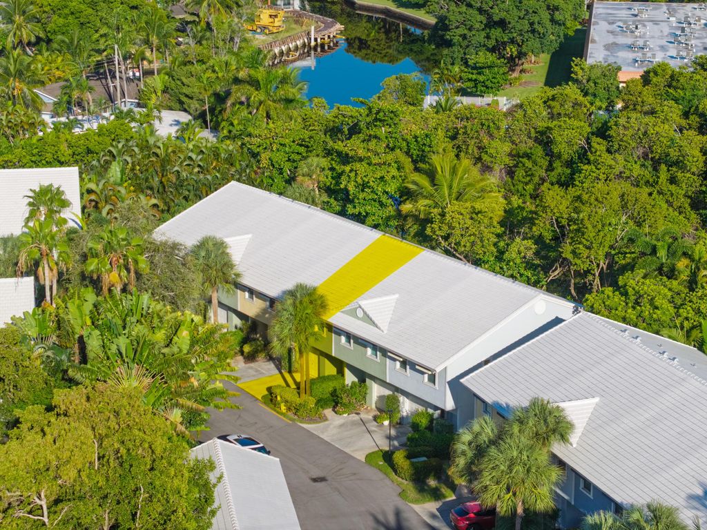 Photo of 1777 NE 4th Avenue #B3, Fort Lauderdale, FL 33305 (MLS # B26032903)