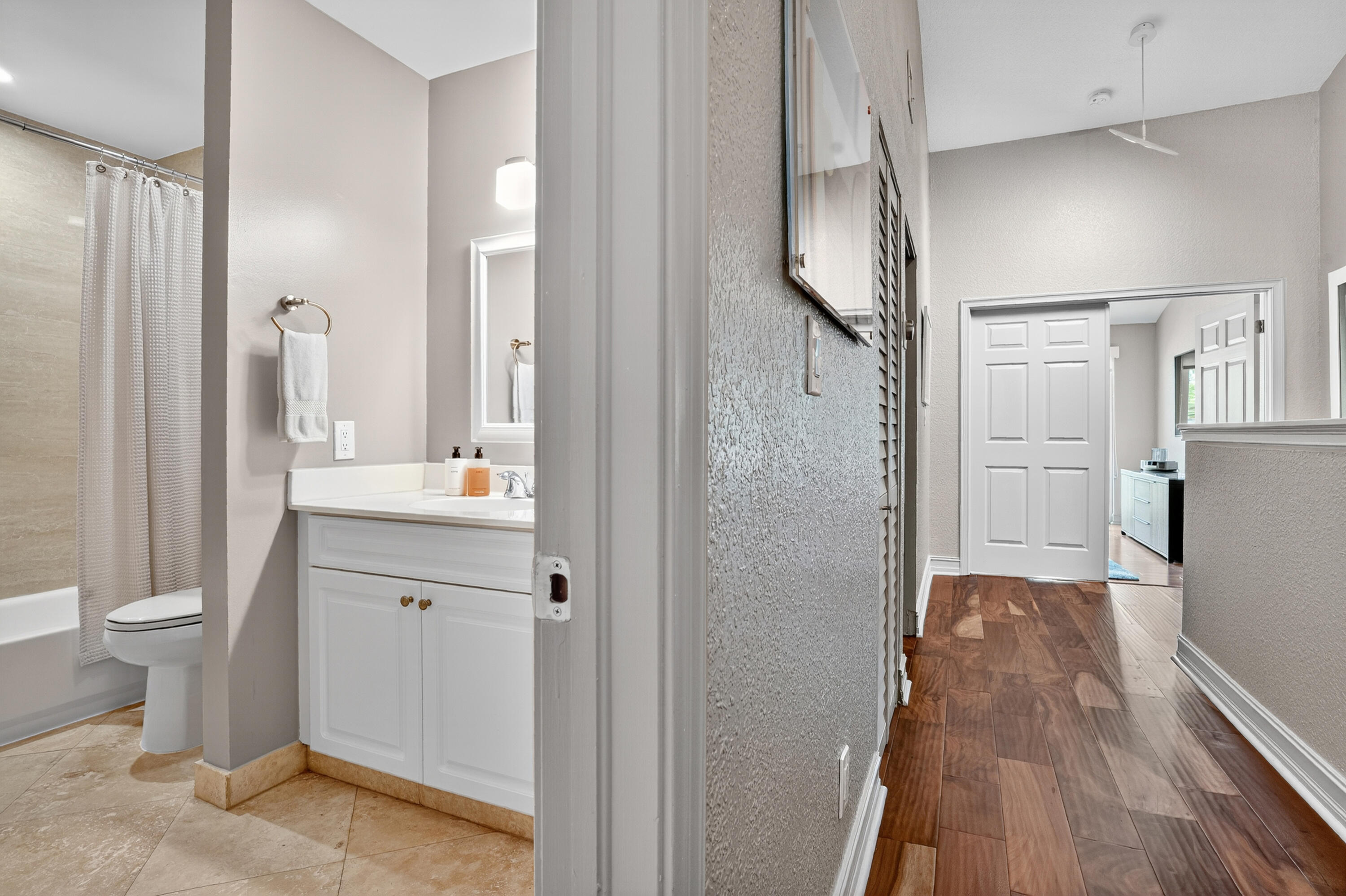 RIVER LANDINGS CONDO - Residential
