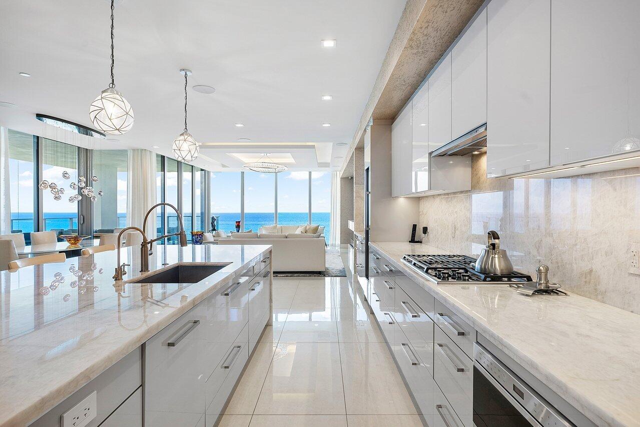 5000 NORTH OCEAN - Residential