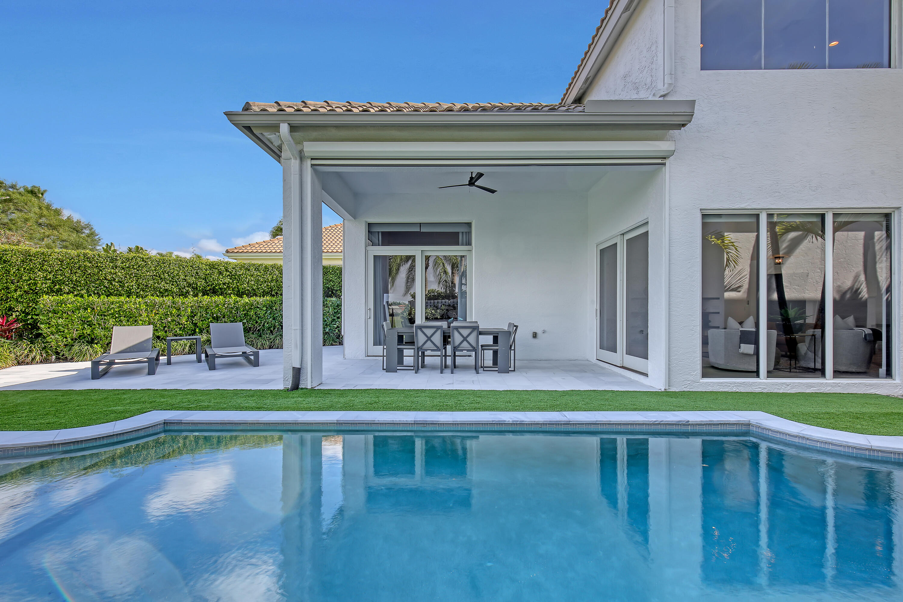 EAGLES LANDING OF P B POL - Residential