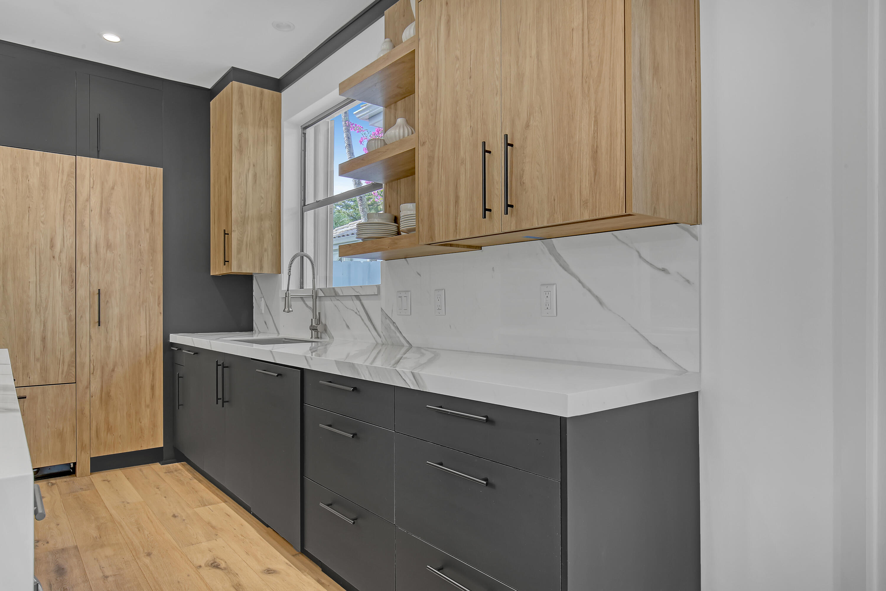 EAGLES LANDING OF P B POL - Residential