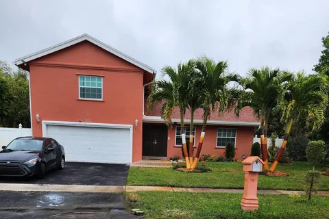 7527 SW 7th Court, North Lauderdale, FL MLS: R11069290