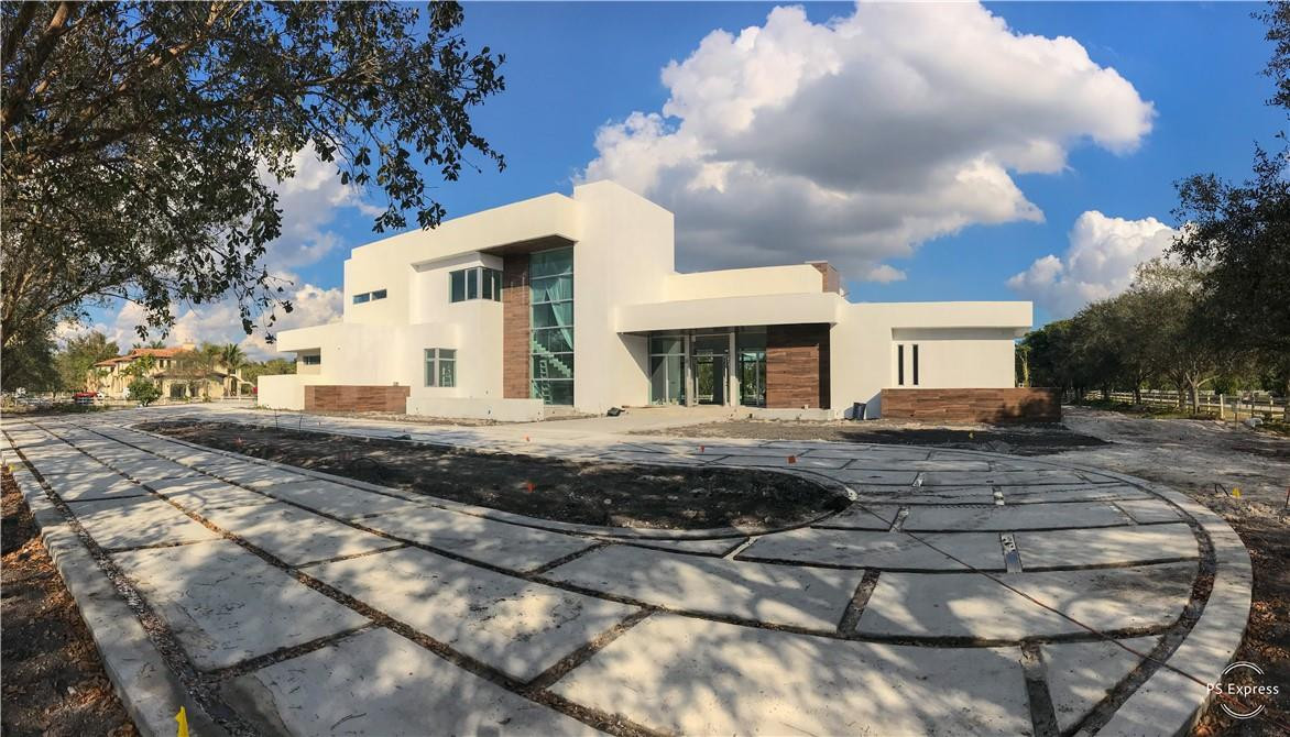 SUNSHINE RANCHES - Residential