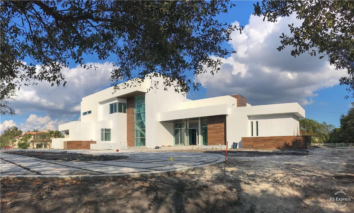 SUNSHINE RANCHES - Residential