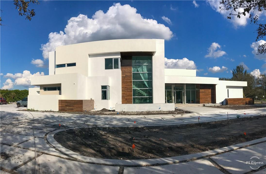 SUNSHINE RANCHES - Residential