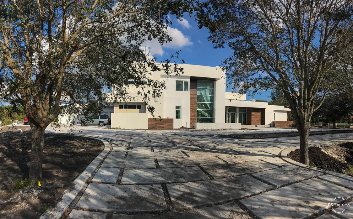 SUNSHINE RANCHES - Residential