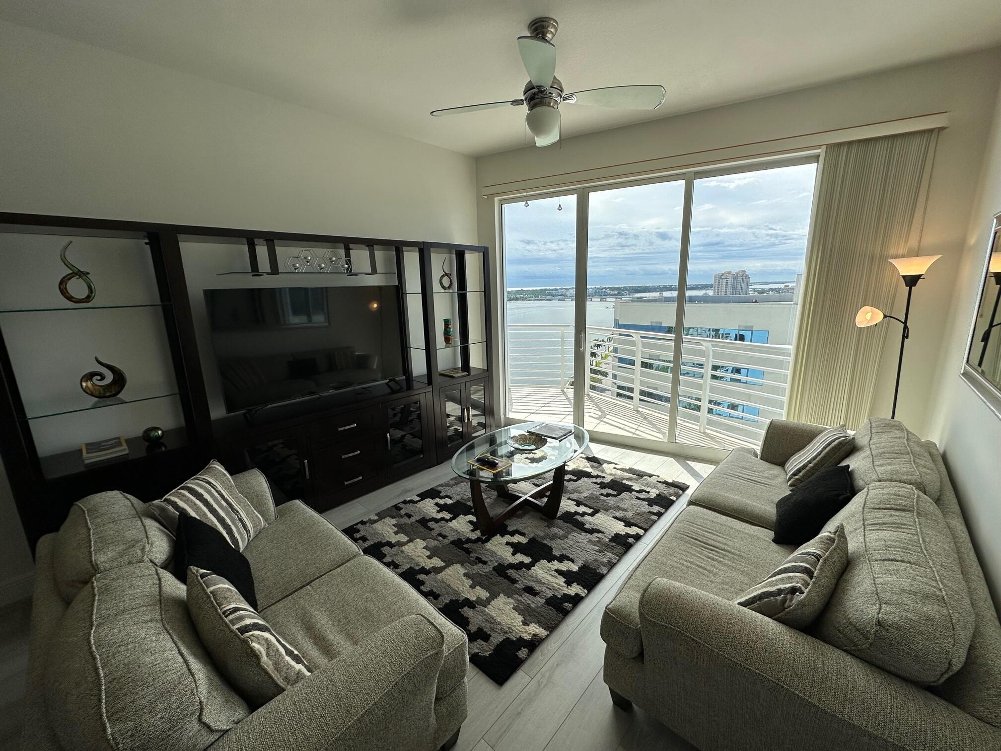 1551 N Flagler (seasonal Or Annual) Drive Lph 17